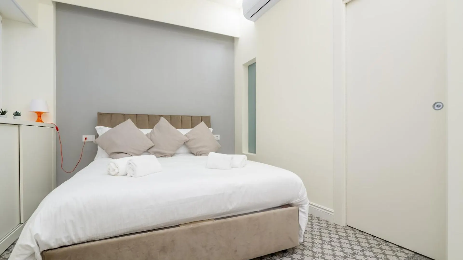 Milano Centro Storico Vetra M4-Studio 10Min Walk Duomo Apartment Milan
